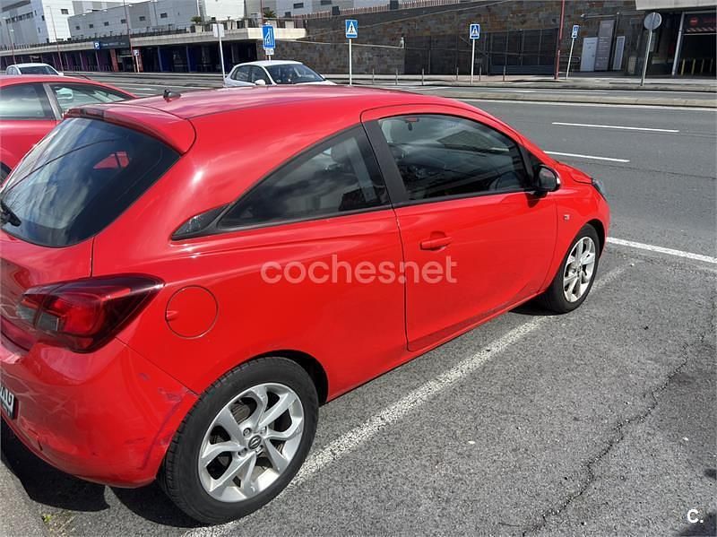 Usado Opel Corsa Selective 90 CV (66 kW) 2015 Rojo Berlina