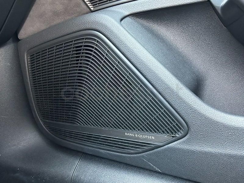 Usado Audi RS5 450 CV (330 kW) 2018 Rojo Coupe