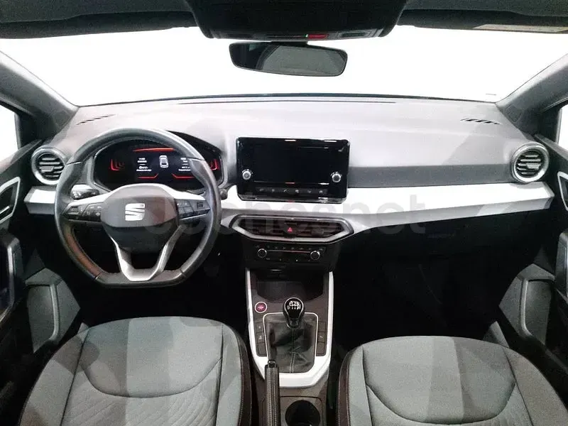 Usado Seat Ibiza XCELLENCE 115 CV (84 kW) 2025 Gris / plata Utilitario