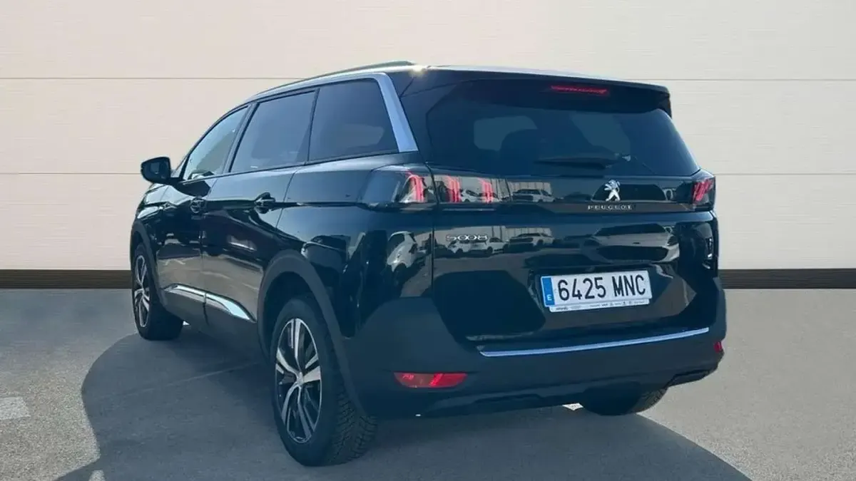 Occasion Peugeot 5008 Allure 131 PK (96 kW) 2024 Zwart SUV