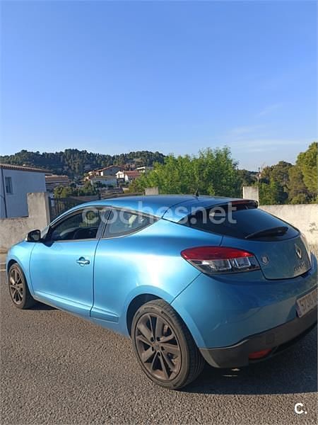 Usado Renault Mégane Coupé Dynamique 105 CV (77 kW) 2002 Azul Coupe
