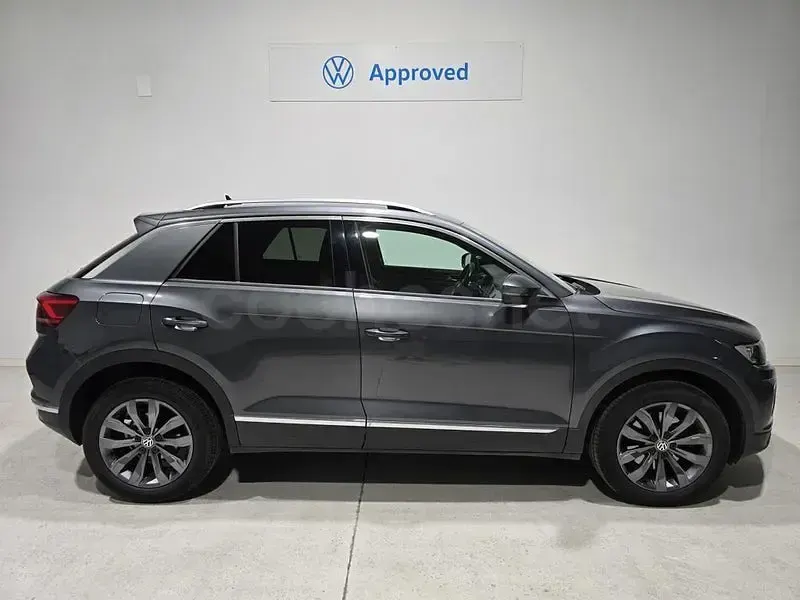 Usado VW T-Roc Sportline 150 CV (110 kW) 2019 Gris SUV