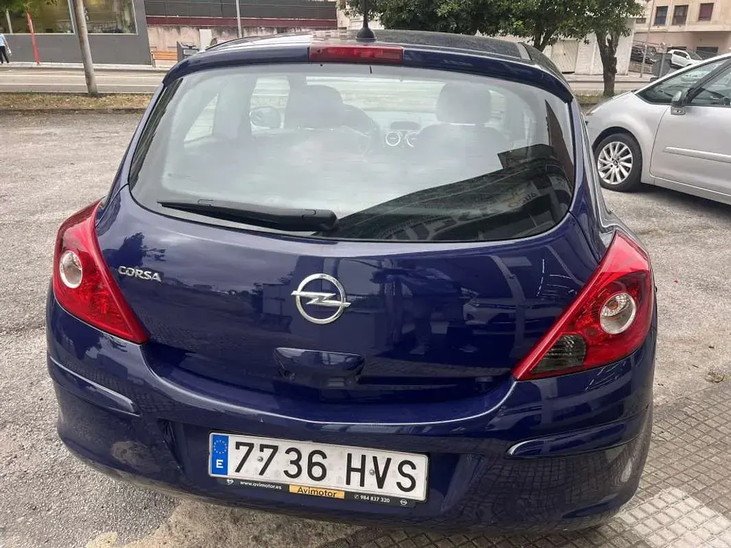 Usado Opel Corsa Expression 86 CV (63 kW) 2014 Azul Utilitario