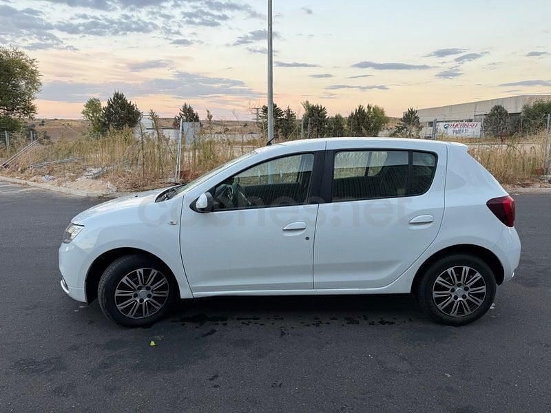 Usado Dacia Sandero Comfort 95 CV (69 kW) 2020 Blanco Berlina