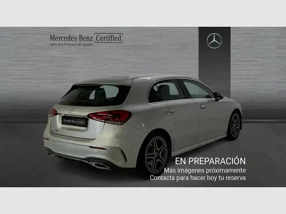 Usado Mercedes A200 163 CV (119 kW) 2020 Gris / plata Berlina