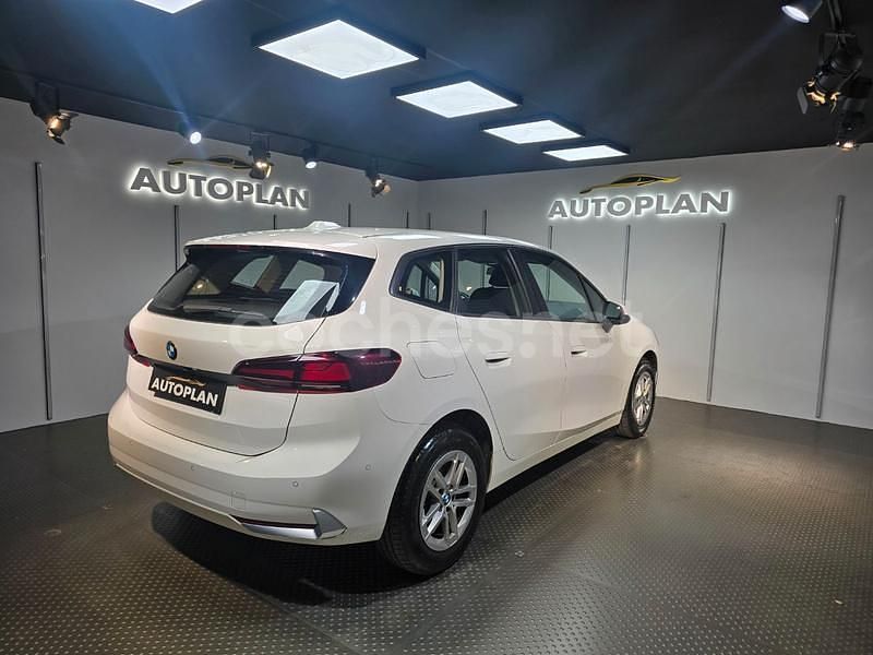 Usado BMW 218 150 CV (110 kW) 2022 Blanco Familiar