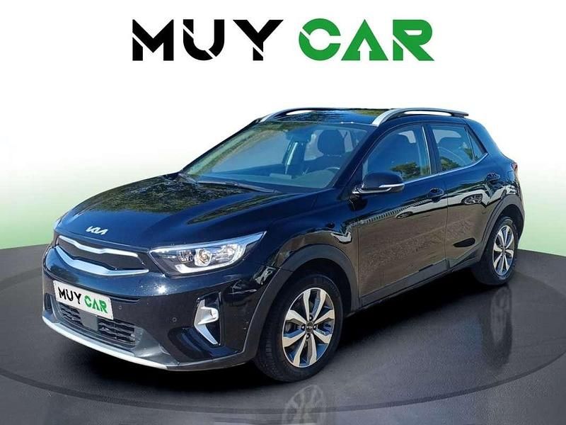 Usado Kia Stonic 84 CV (61 kW) 2023 Negro SUV