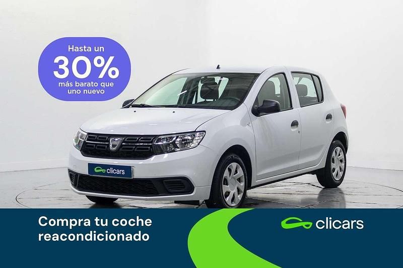 Blanco Usado 2019 Dacia Sandero Essentiel Utilitario | 9490 € (Precio justo) - Imagen 1/4