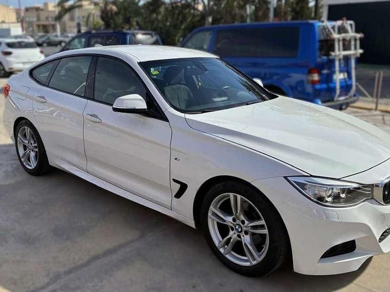 Usado BMW 318 Gran Turismo 150 CV (110 kW) 2015 Blanco Berlina