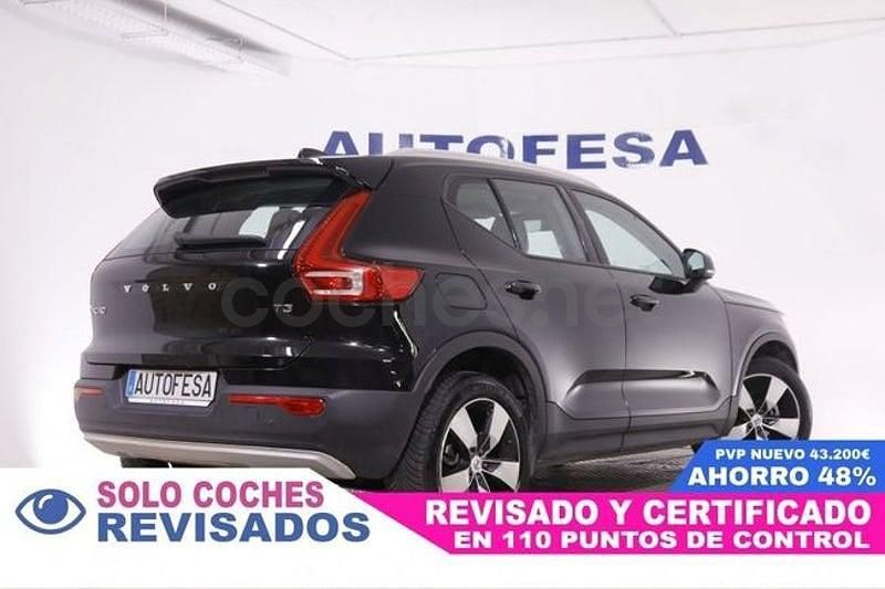 Usado Volvo XC40 Momentum 156 CV (114 kW) 2020 Negro SUV