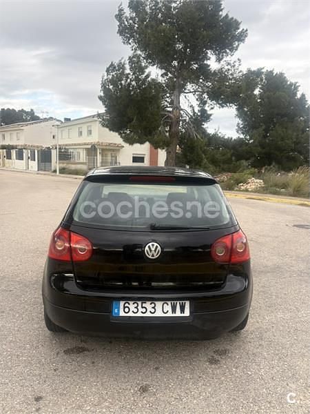 Usado VW Golf IV Sportline 140 CV (102 kW) 2004 Negro Berlina