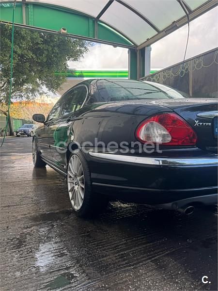 Usado Jaguar X-type Executive 231 CV (169 kW) 2002 Negro Berlina