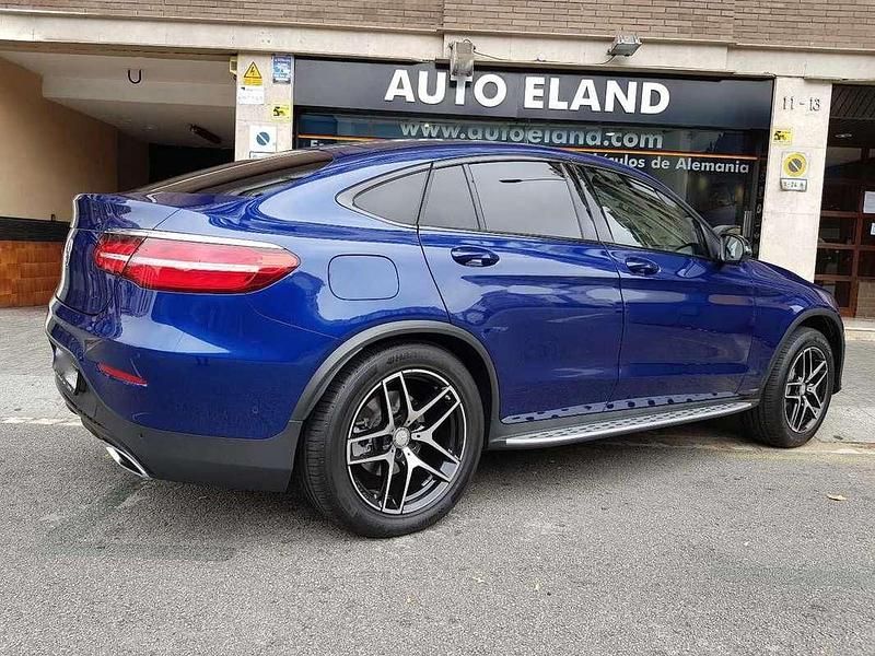 Usado Mercedes GLC220 AMG 170 CV (125 kW) 2017 Azul SUV