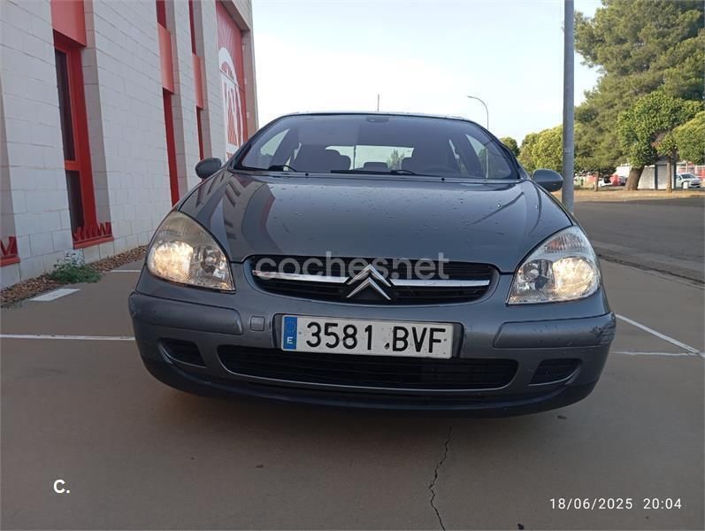 Gris / plata Usado 2002 Citroën C5 Berlina | 2199 € (Buen precio) - Imagen 1/4