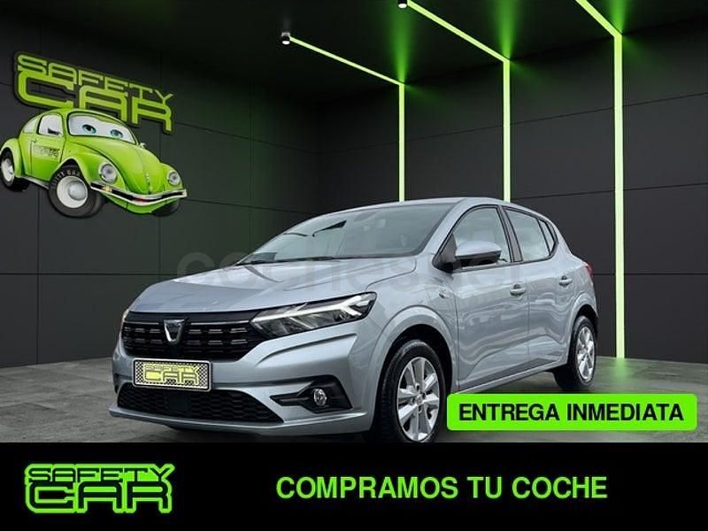 Usado Dacia Sandero Comfort 91 CV (66 kW) 2022 Gris / plata Berlina