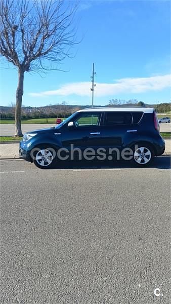 Usado Kia Soul 132 CV (97 kW) 2018 Azul SUV