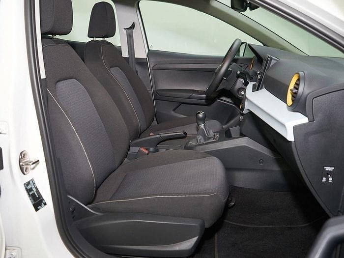 Usado Seat Ibiza Style 110 CV (80 kW) 2023 Blanco Utilitario