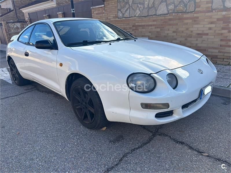 Usado Toyota Celica 115 CV (84 kW) 1999 Blanco Coupe