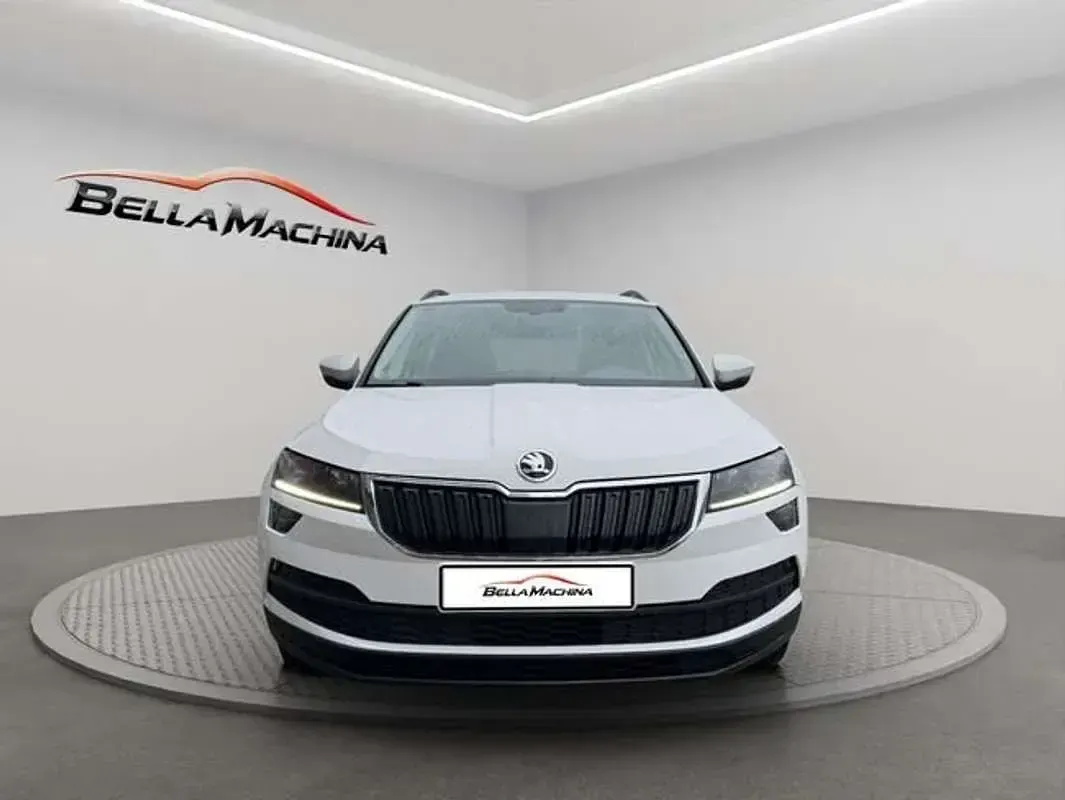 Usado Skoda Karoq Ambition 116 CV (85 kW) 2018 Blanco SUV