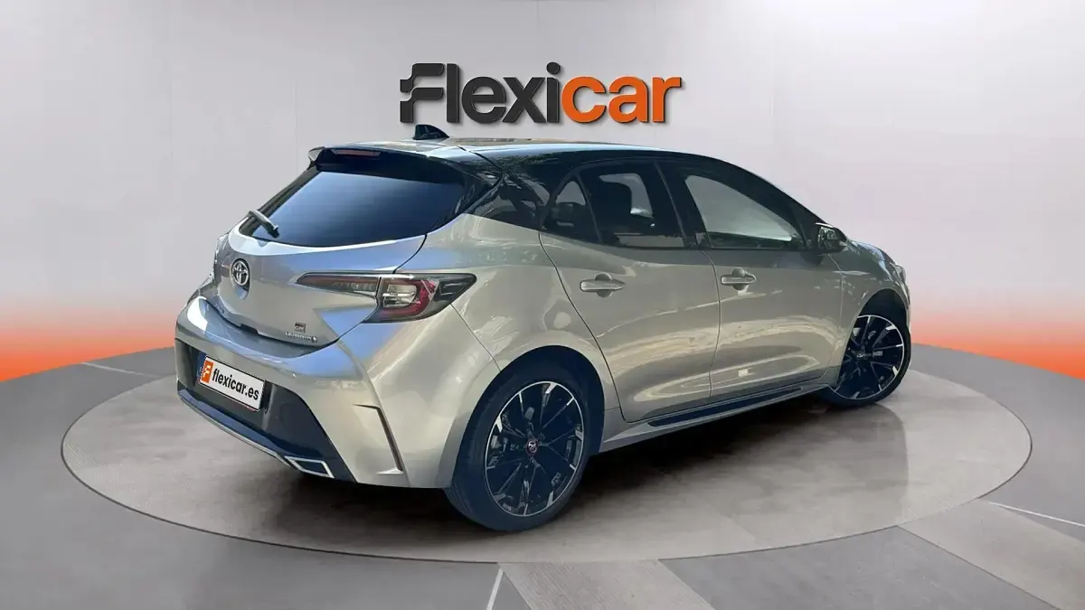 Usado Toyota Corolla Sport 180 CV (132 kW) 2022 Gris Familiar