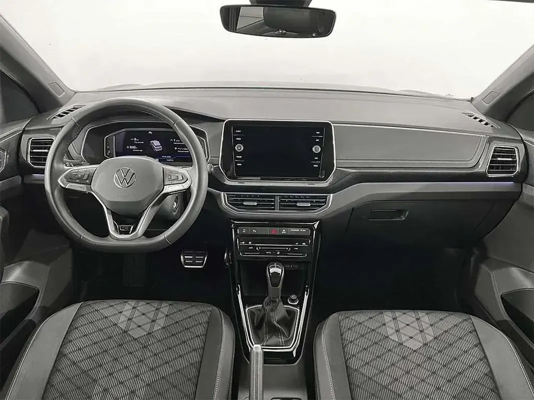 Usado VW T-Cross R-line 116 CV (85 kW) 2025 Negro SUV