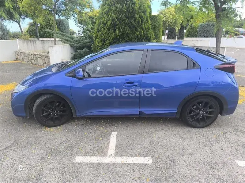 Usado Honda Civic Sport 120 CV (88 kW) 2017 Azul Berlina