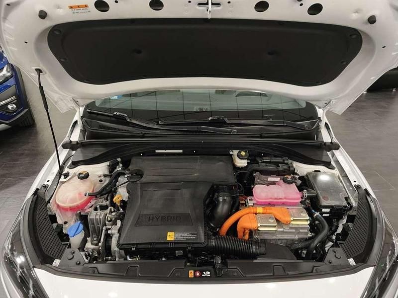 Usado Hyundai Ioniq 141 CV (103 kW) 2022 Blanco Utilitario
