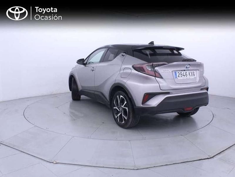 Usado Toyota C-HR Advance 122 CV (89 kW) 2019 Gris SUV