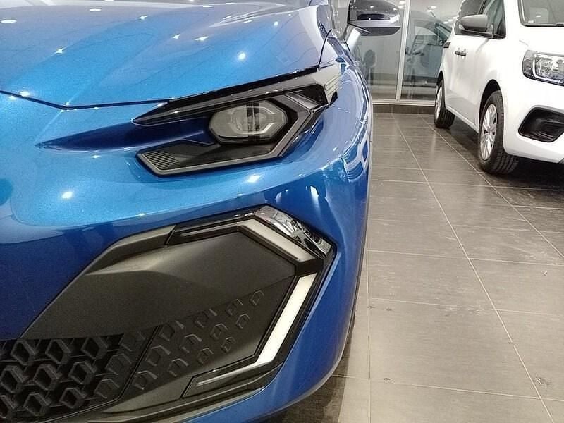 Käytetty Renault Clio V Evolution 115 HP (84 kW) 2026 Sininen Sedan