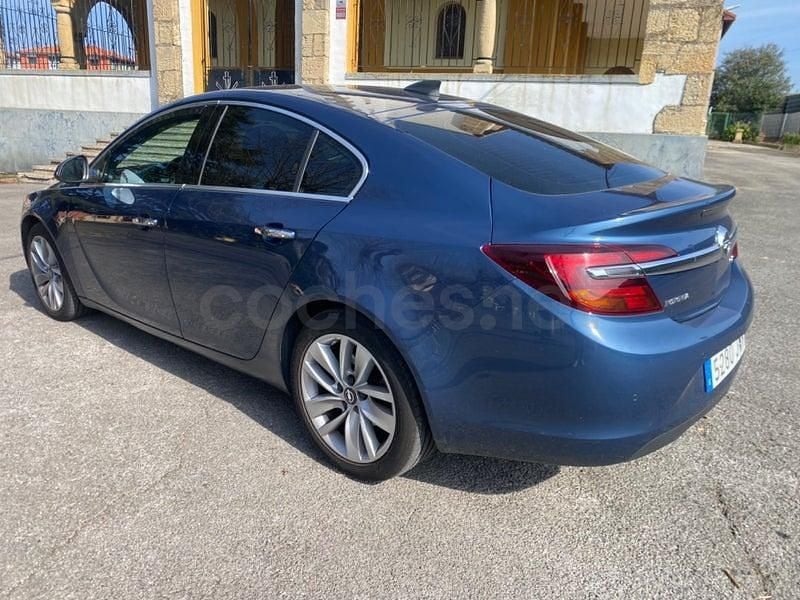 Usado Opel Insignia Eco 136 CV (100 kW) 2017 Azul Berlina