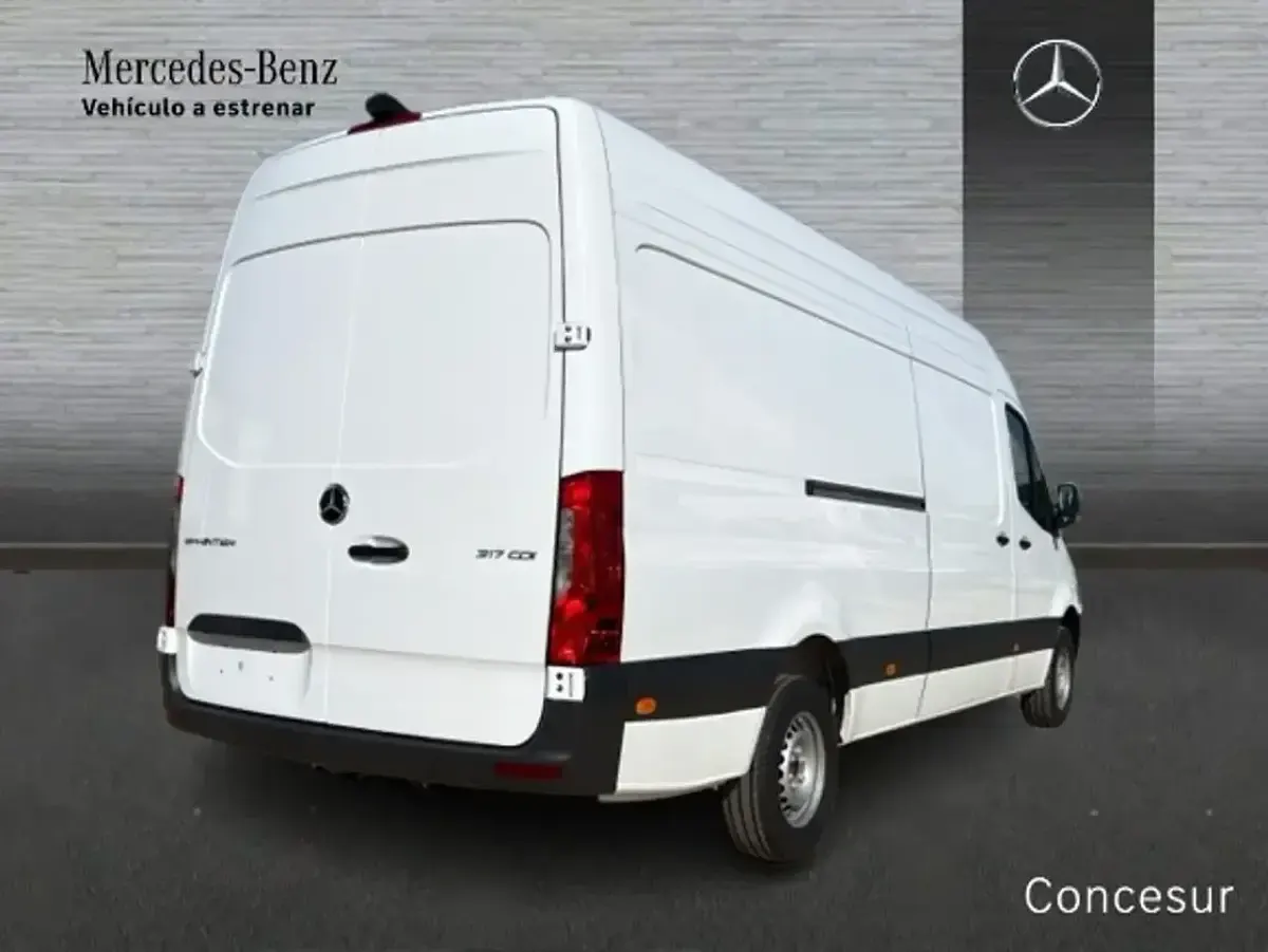 Nuevo Mercedes Sprinter 2026 Blanco Van