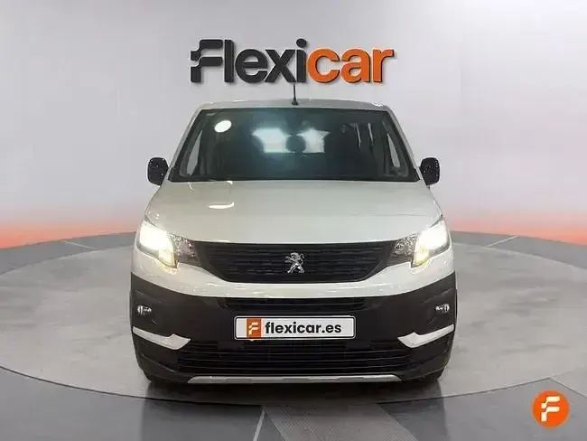 Usado Peugeot Rifter GT 130 CV (95 kW) 2023 Blanco Monovolumen