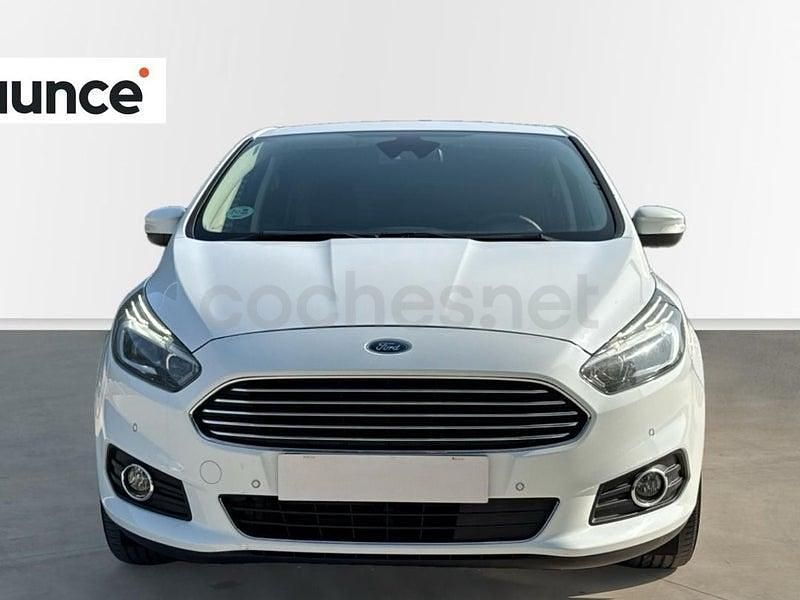 Usado Ford S-MAX Titanium 180 CV (132 kW) 2017 Blanco Monovolumen