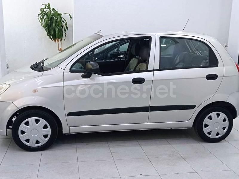 Usado Chevrolet Matiz 65 CV (47 kW) 2009 Gris / plata Utilitario
