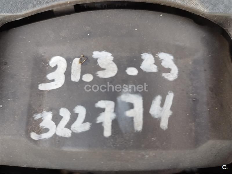 Usado Audi A4 140 CV (102 kW) 2005 Negro Familiar