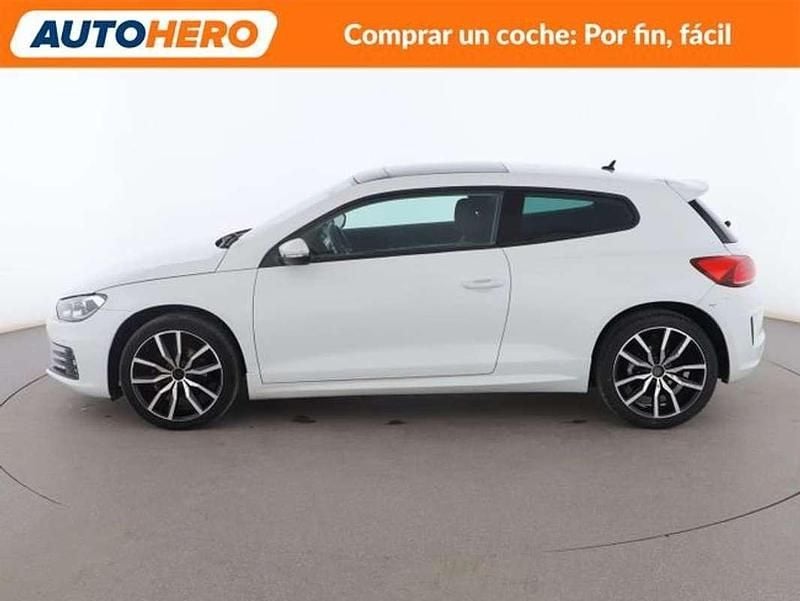 Usado VW Scirocco R-line 125 CV (91 kW) 2017 Blanco Coupe