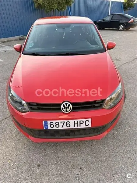 Usado VW Polo Advance 90 CV (66 kW) 2013 Rojo Utilitario