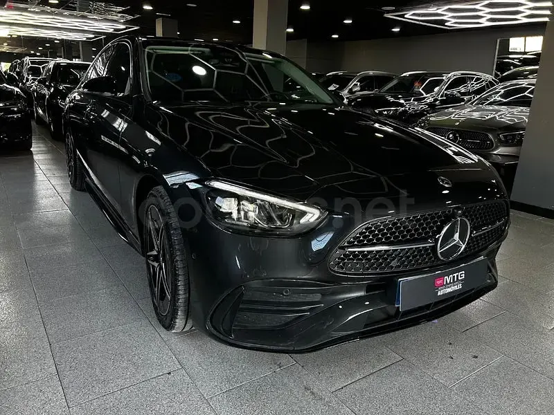 Usado Mercedes C300e 313 CV (230 kW) 2023 Gris / plata Berlina