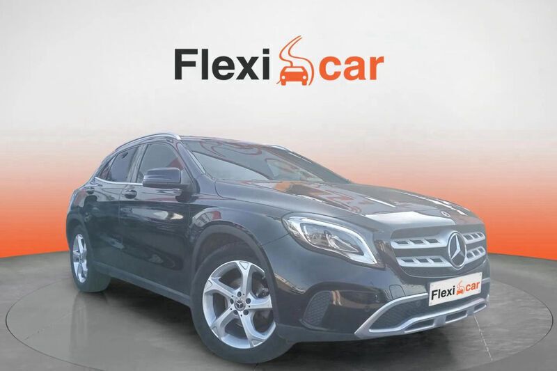 Negro Usado 2019 Mercedes GLA180 SUV | 18.890 € (Buen precio) - Imagen 1/4