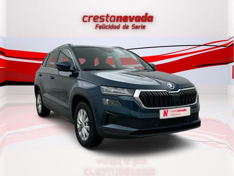 Usado Skoda Karoq Ambition 150 CV (110 kW) 2022 Azul SUV