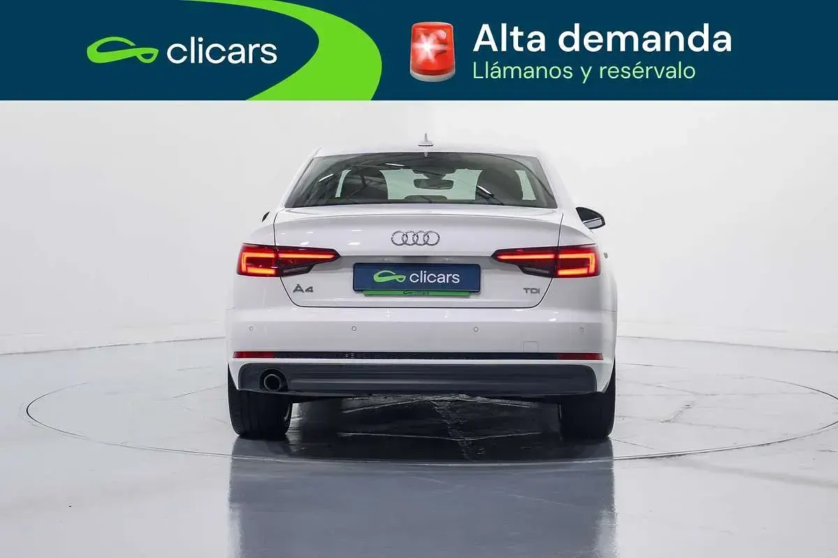 Usado Audi A4 S-Line 150 CV (110 kW) 2018 Blanco Berlina