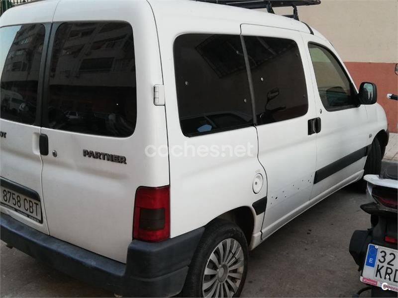 Blanco Usado 2009 Peugeot Partner Tepee Monovolumen | 700 € - Imagen 1/4