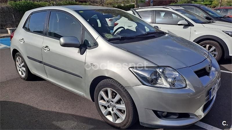 Brugt Toyota Auris Luna 90 HK (66 kW) 2007 Grå Hatchback