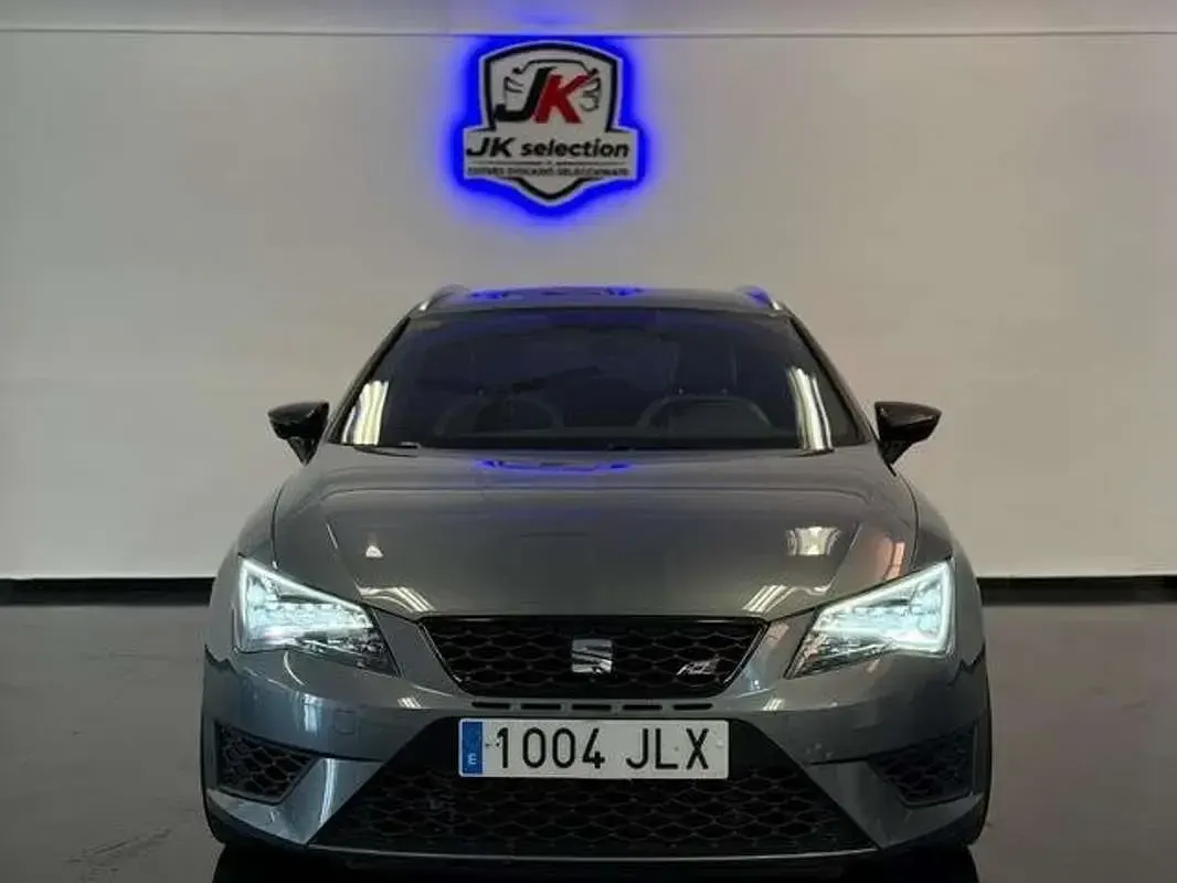 Usado Seat Leon ST Cupra 290 290 CV (213 kW) 2016 Gris Familiar