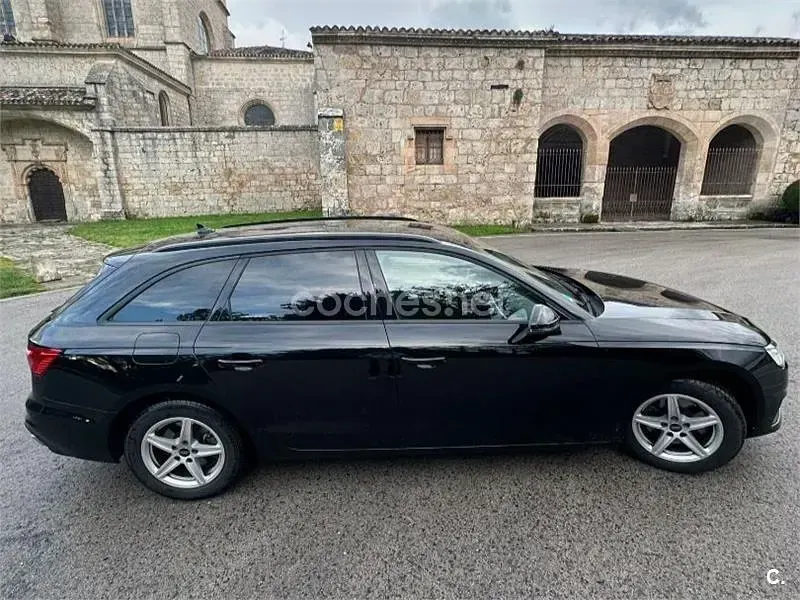 Usado Audi A4 Advanced Plus 150 CV (110 kW) 2024 Negro Familiar