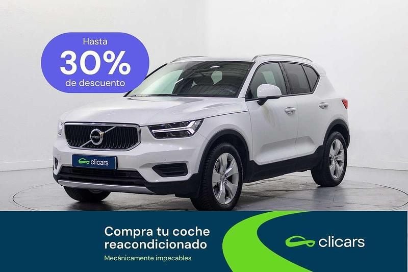 Usado Volvo XC40 Momentum 190 CV (139 kW) 2018 Blanco SUV
