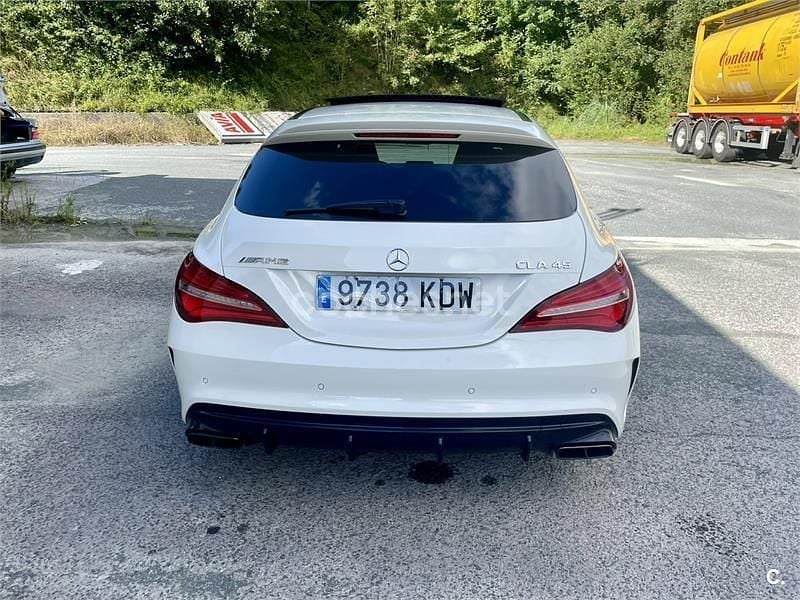 Usado Mercedes CLA45 AMG Shooting Brake 381 CV (280 kW) 2016 Blanco Familiar