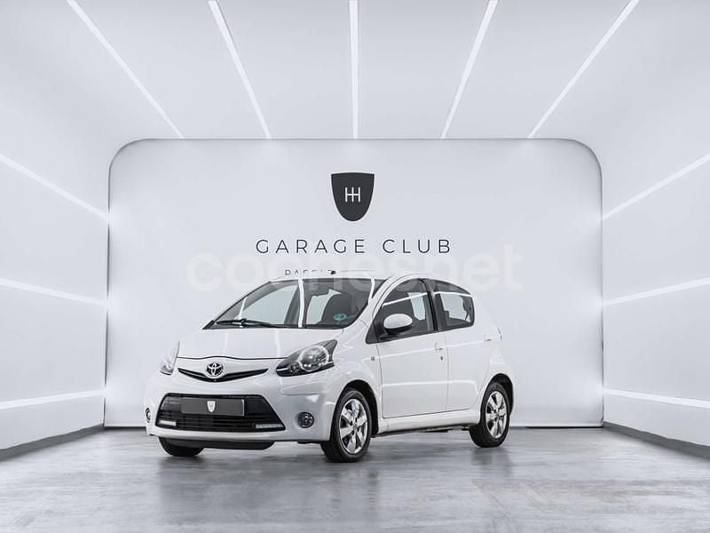 Blanco Usado 2013 Toyota Aygo City Utilitario | 5899 € (Precio justo) - Imagen 1/4