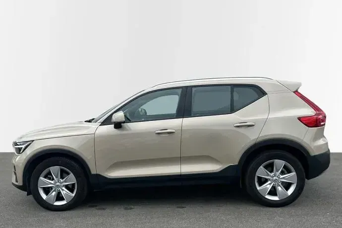 Usado Volvo XC40 Core 163 CV (119 kW) 2025 SUV