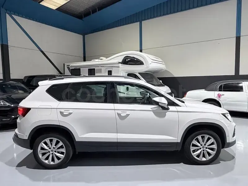 Usado Seat Ateca Style 150 CV (110 kW) 2021 Blanco SUV